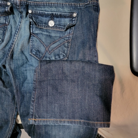 William Rast bootcut jeans. Size 28. - Picture 6 of 8